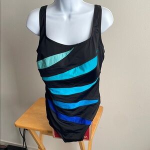 Longitude Women’s Swimsuit Size 18